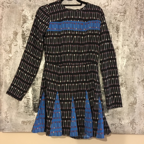 EUC {BCBGMaxAzria} Arrow Print Dress - Picture 3 of 4